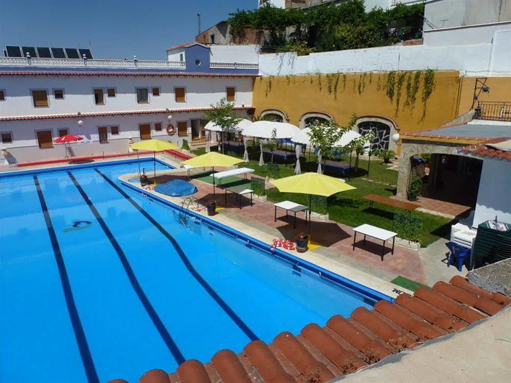 Hotel La Moraleda - Complejo Las Delicias Виянуева дел Арсобиспо Екстериор снимка